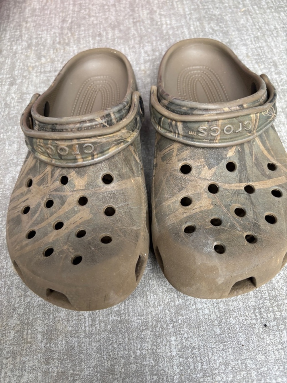 Bundle of Camouflage Slip-On Clogs - Pair (Brown & Green Camo) - Picture 6 of 11